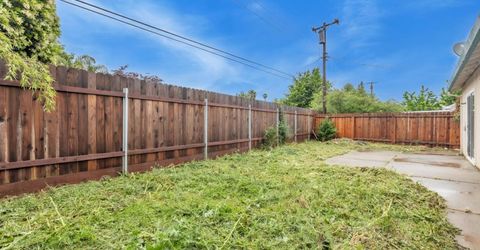 3421 Huntsman Dr, Sacramento, CA 95826 Photo