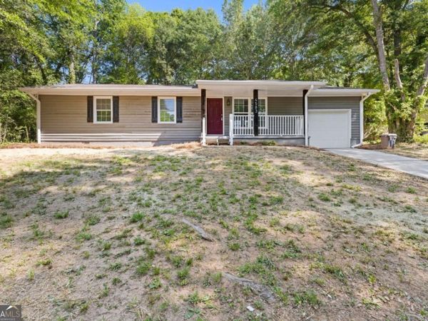 4583 N Woodlake Lane SE, Conyers, GA 30013