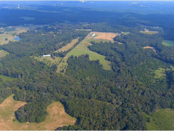 2011 Stinchcomb Road, Dewy Rose, GA 30634