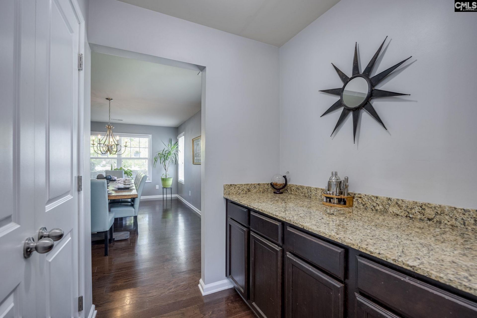 127 Castlefield Drive  Photo 10