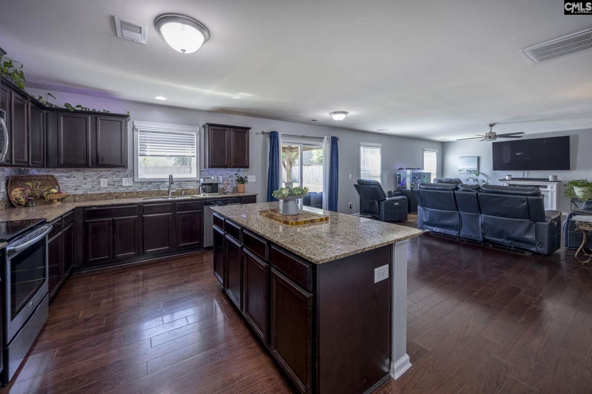 127 Castlefield Drive  Photo 24