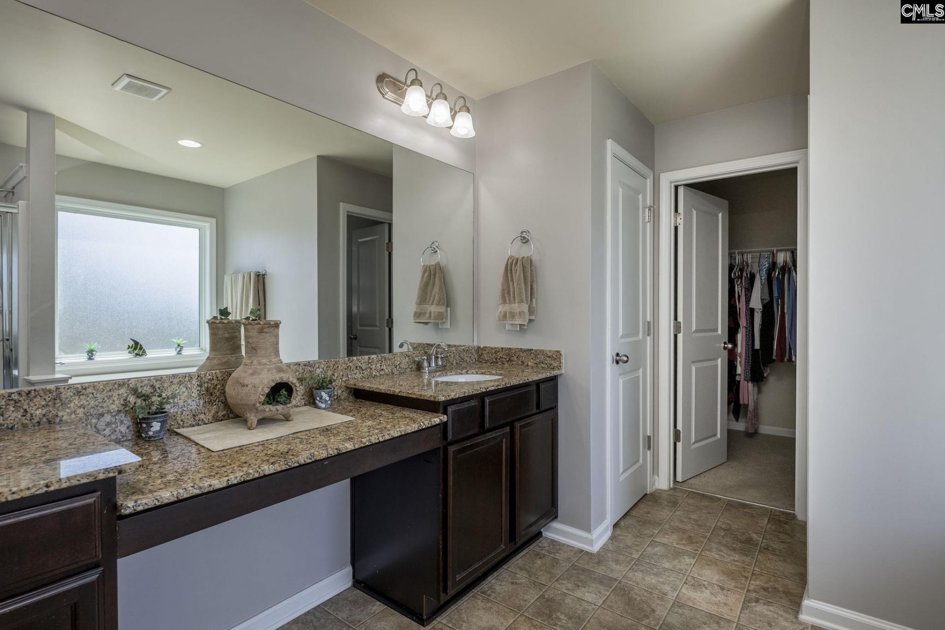 127 Castlefield Drive  Photo 30