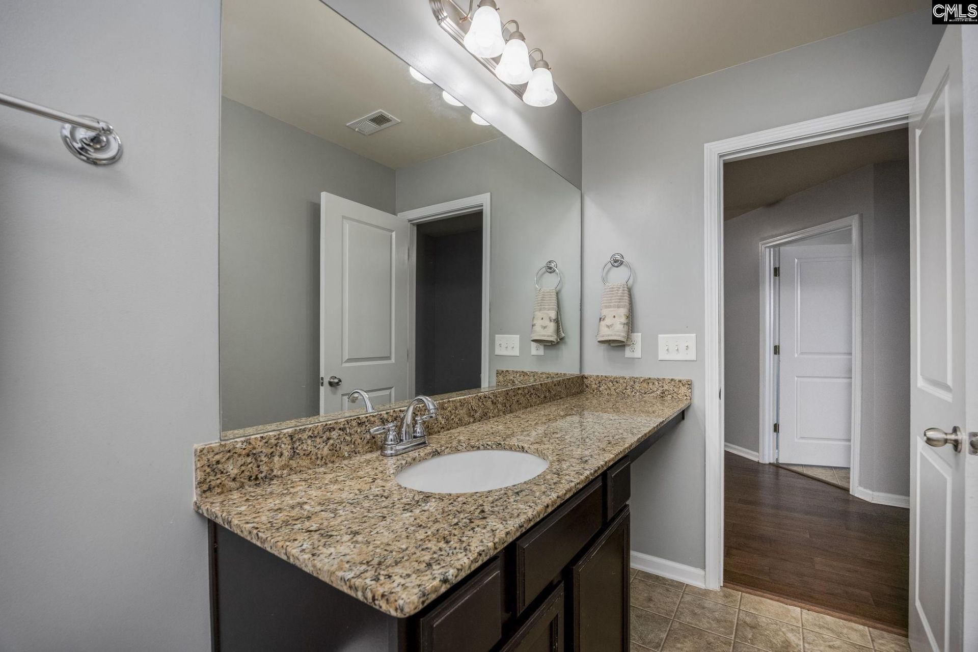 127 Castlefield Drive  Photo 44