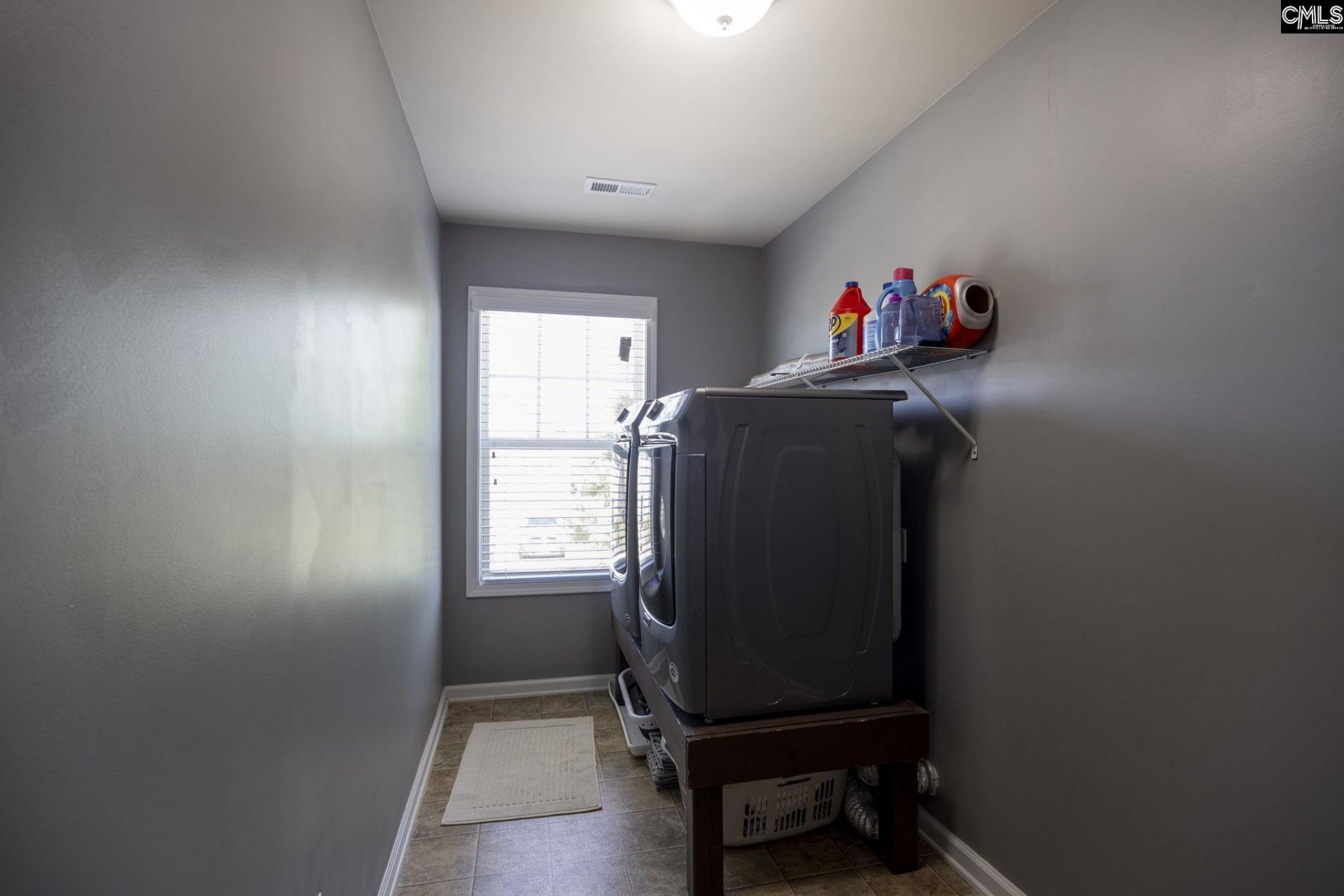 127 Castlefield Drive  Photo 45