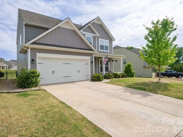 113 Lantern Acres Drive, Mooresville, NC 28115
