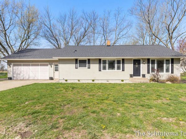 6353 120th Avenue, Holland, MI 49424