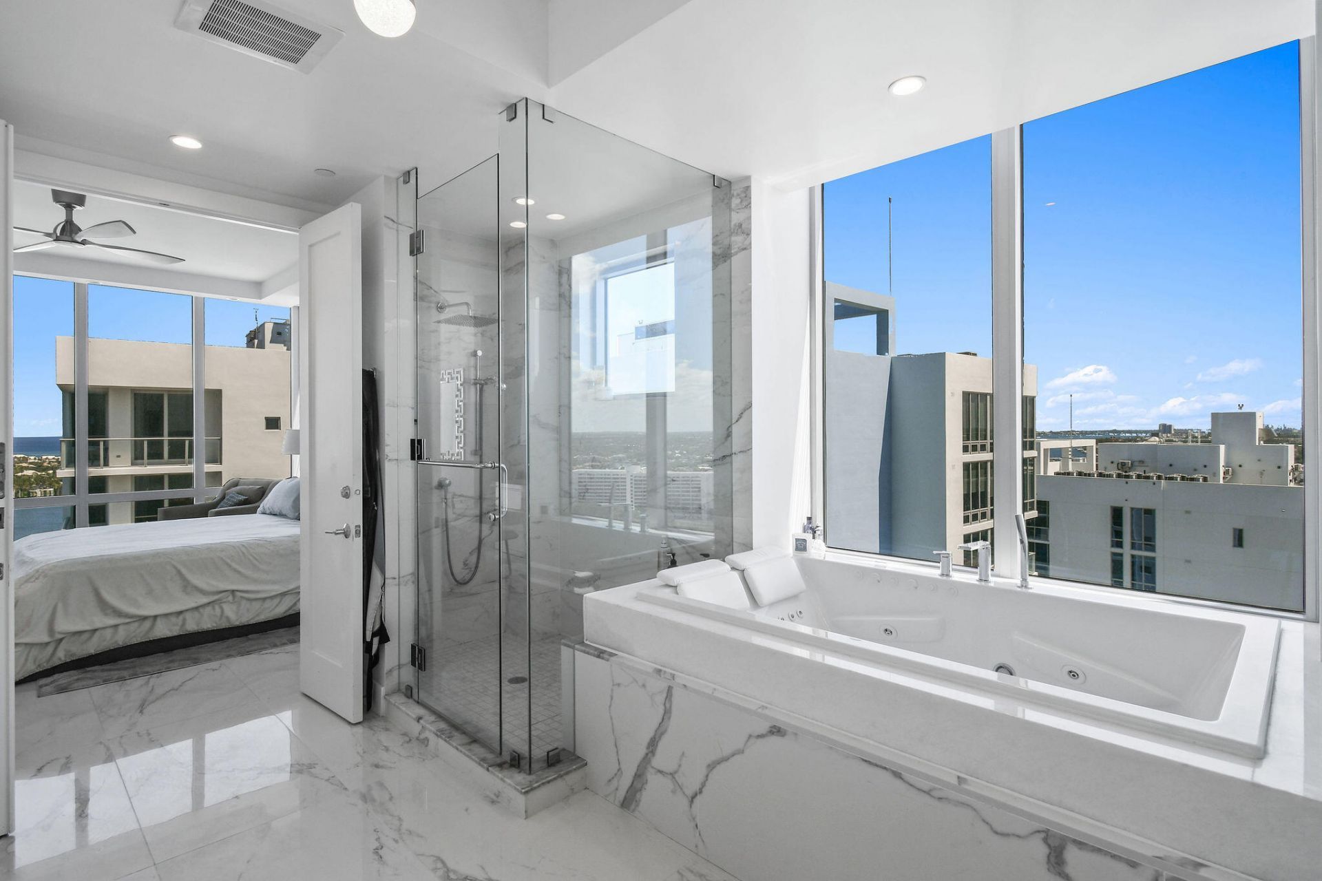 1 Water Club Way, Unit Ph2204, North Palm Beach, FL 33408 Photo