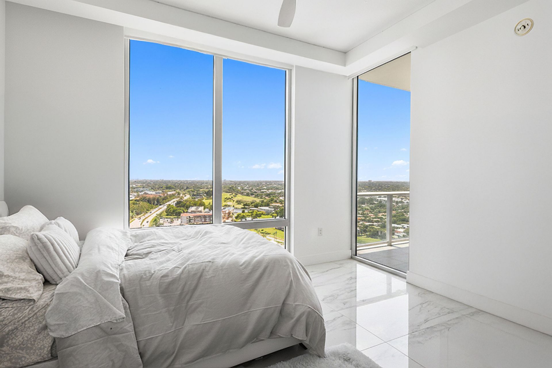 1 Water Club Way, Unit Ph2204, North Palm Beach, FL 33408 Photo