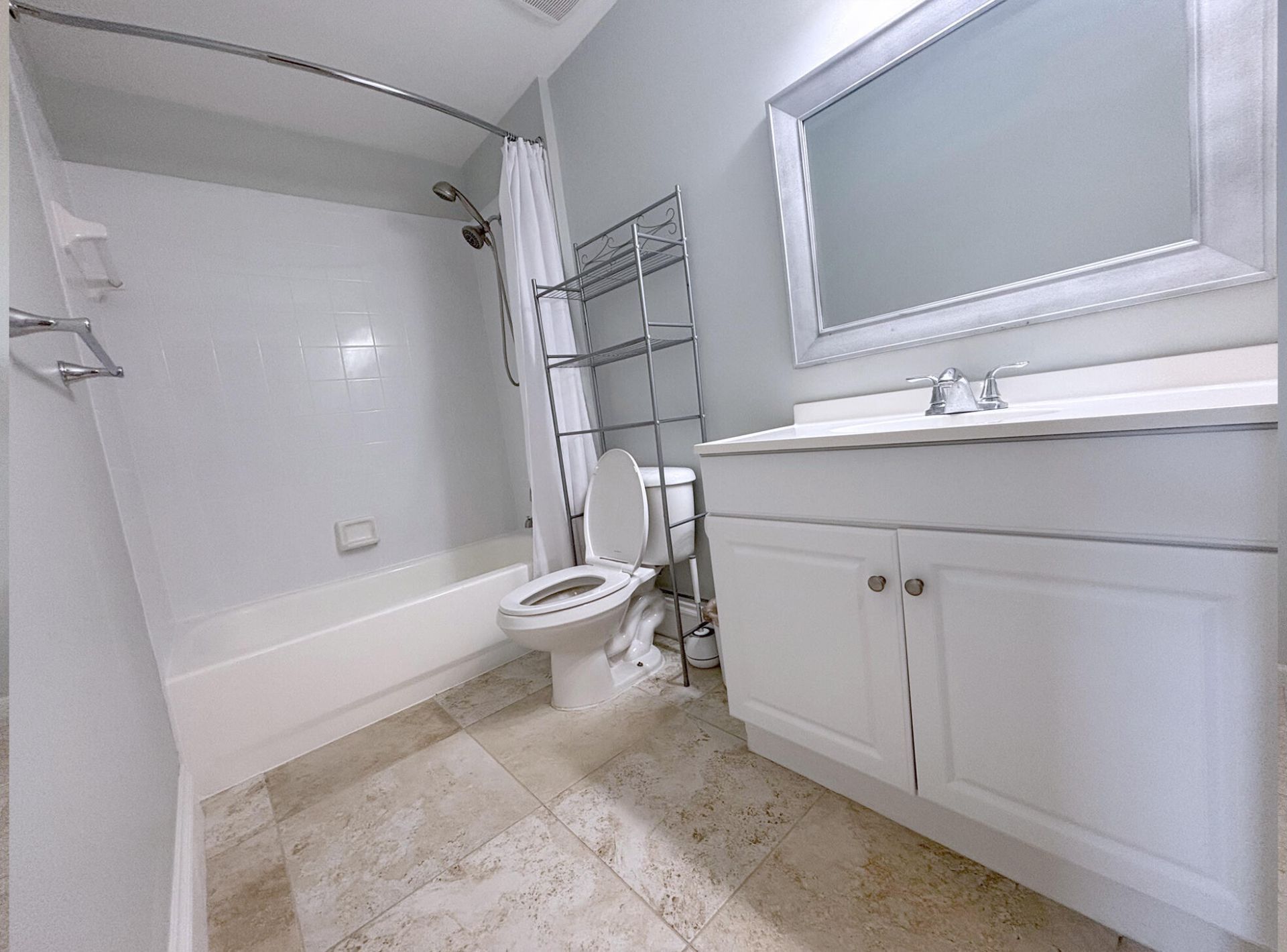 2080 Greenview Shores Boulevard, Unit 419, Wellington, FL 33414 Photo