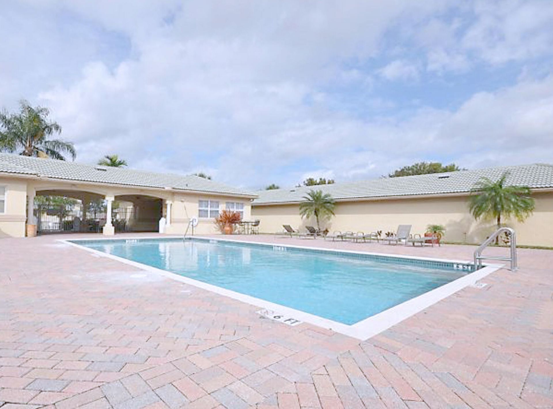 2080 Greenview Shores Boulevard, Unit 419, Wellington, FL 33414 Photo
