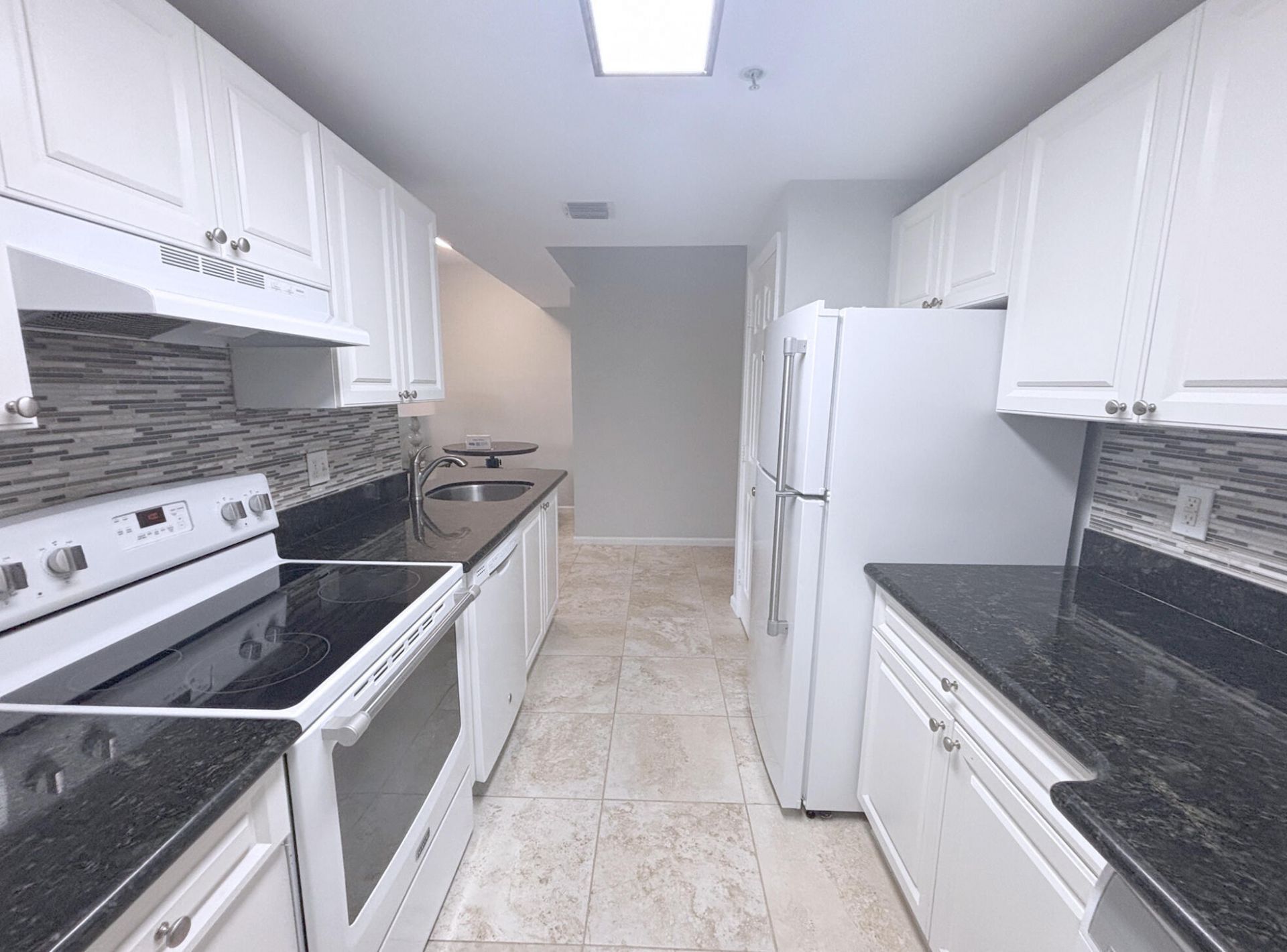 2080 Greenview Shores Boulevard, Unit 419, Wellington, FL 33414 Photo