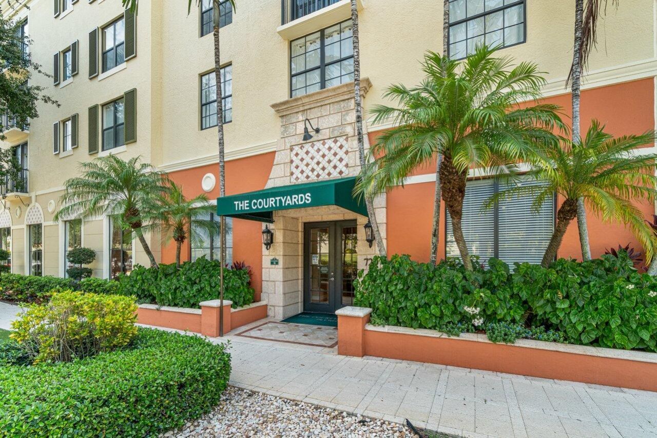 630 S Sapodilla Avenue, Unit 104, West Palm Beach, FL 33401 Photo
