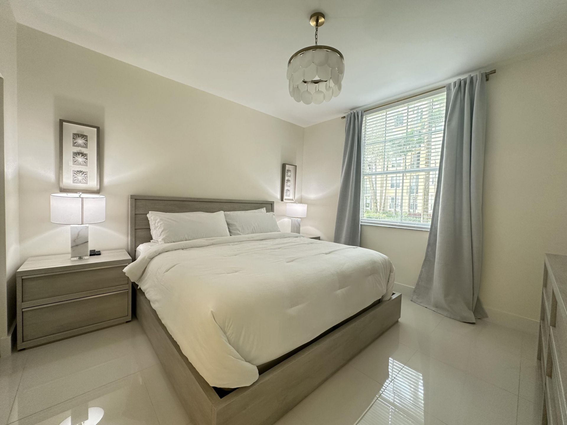 630 S Sapodilla Avenue, Unit 110, West Palm Beach, FL 33401 Photo
