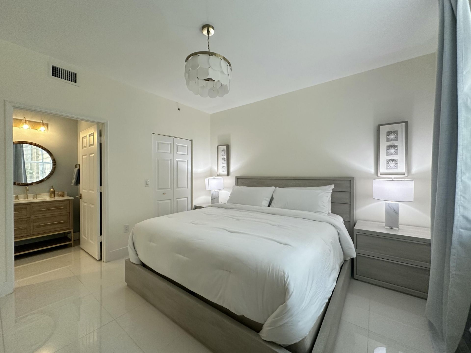 630 S Sapodilla Avenue, Unit 110, West Palm Beach, FL 33401 Photo