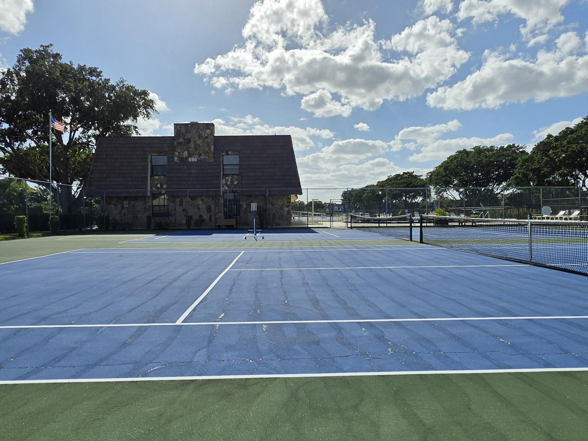 401 Springdale Circle, Palm Springs, FL 33461 Photo