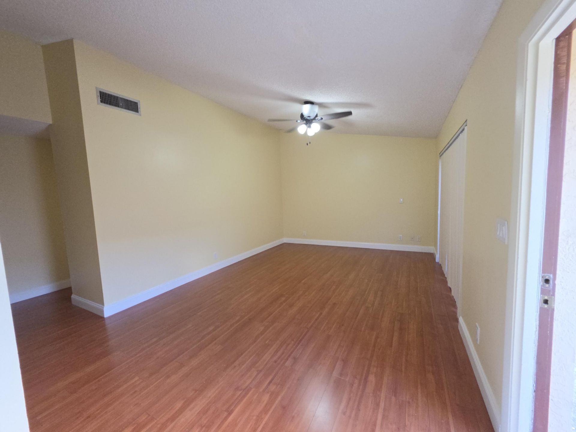 401 Springdale Circle, Palm Springs, FL 33461 Photo