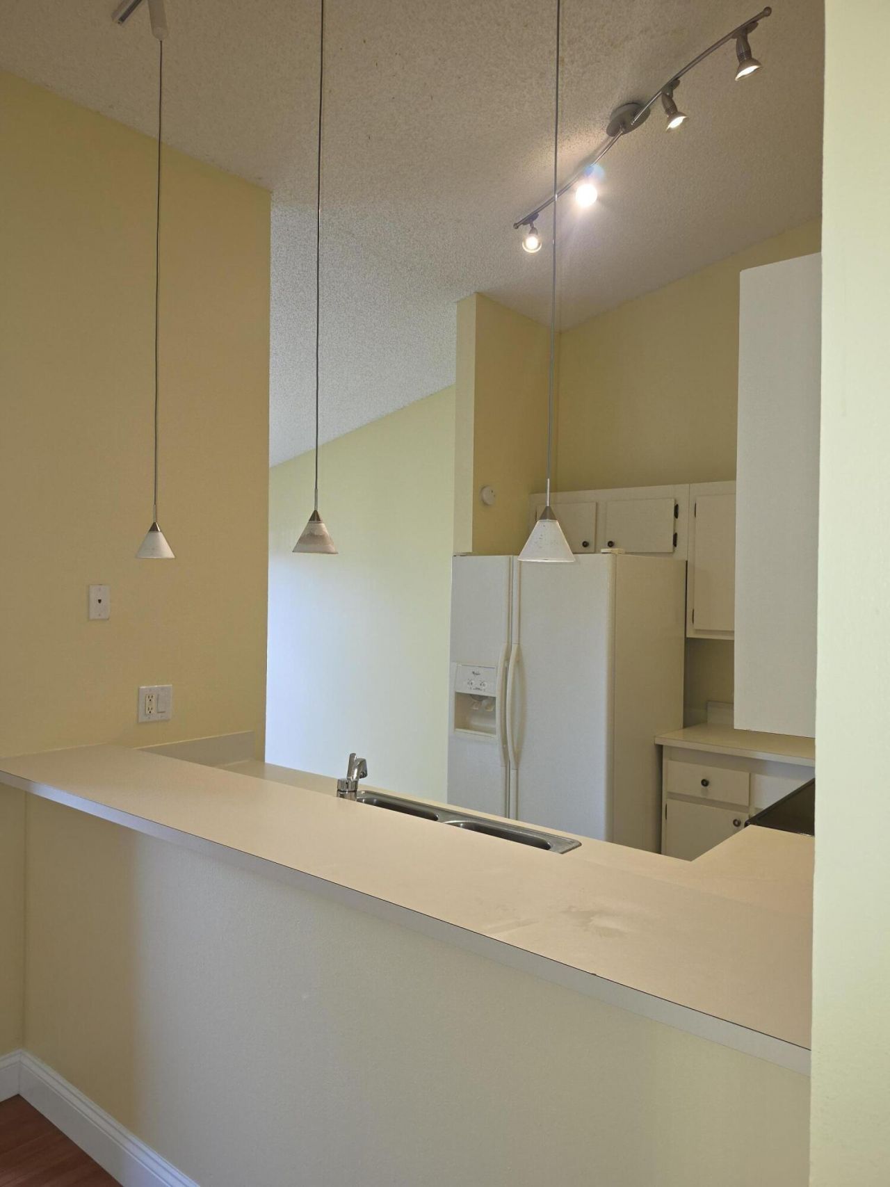 401 Springdale Circle, Palm Springs, FL 33461 Photo