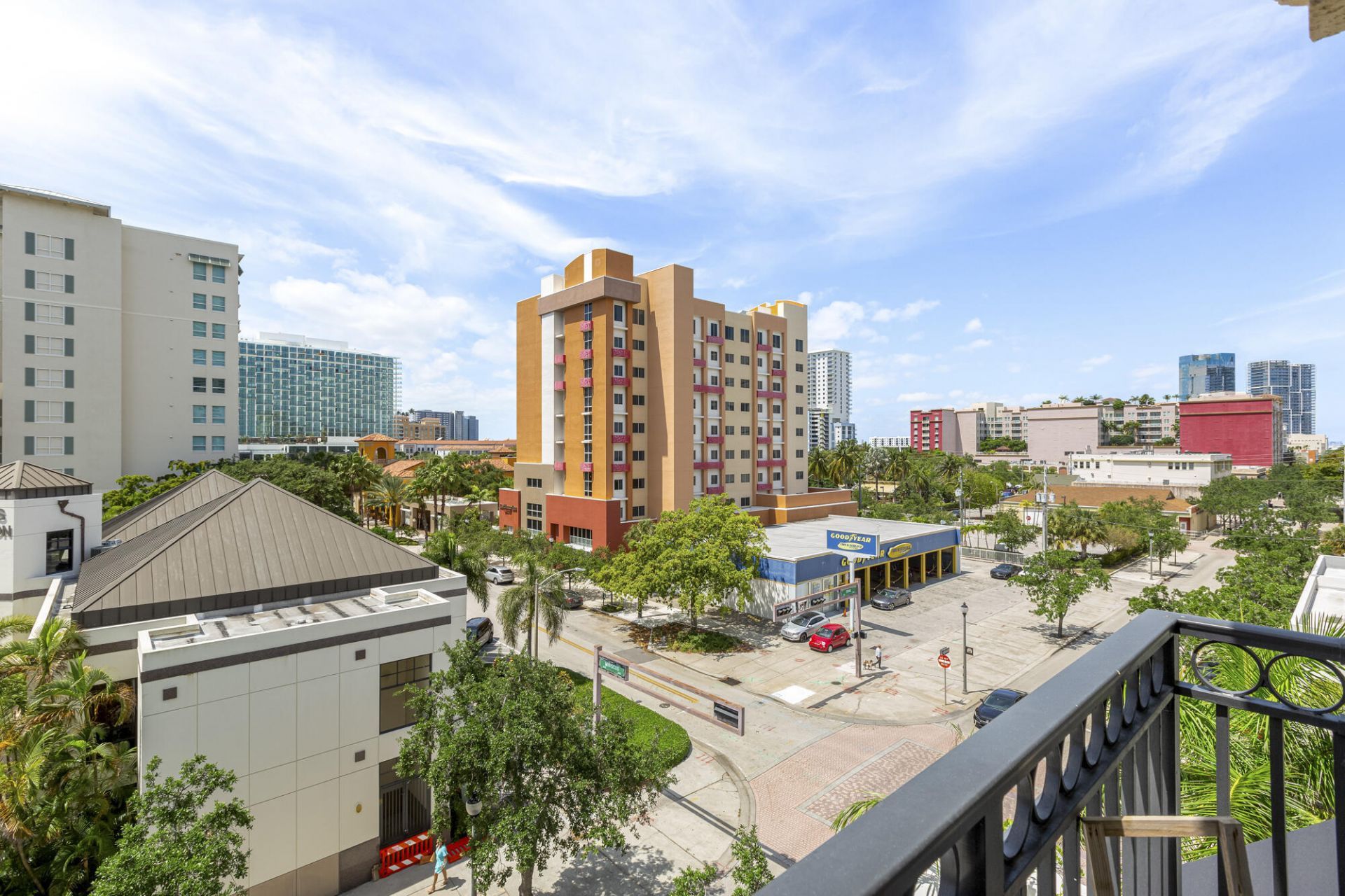 600 S Dixie Highway, Unit 519, West Palm Beach, FL 33401 Photo