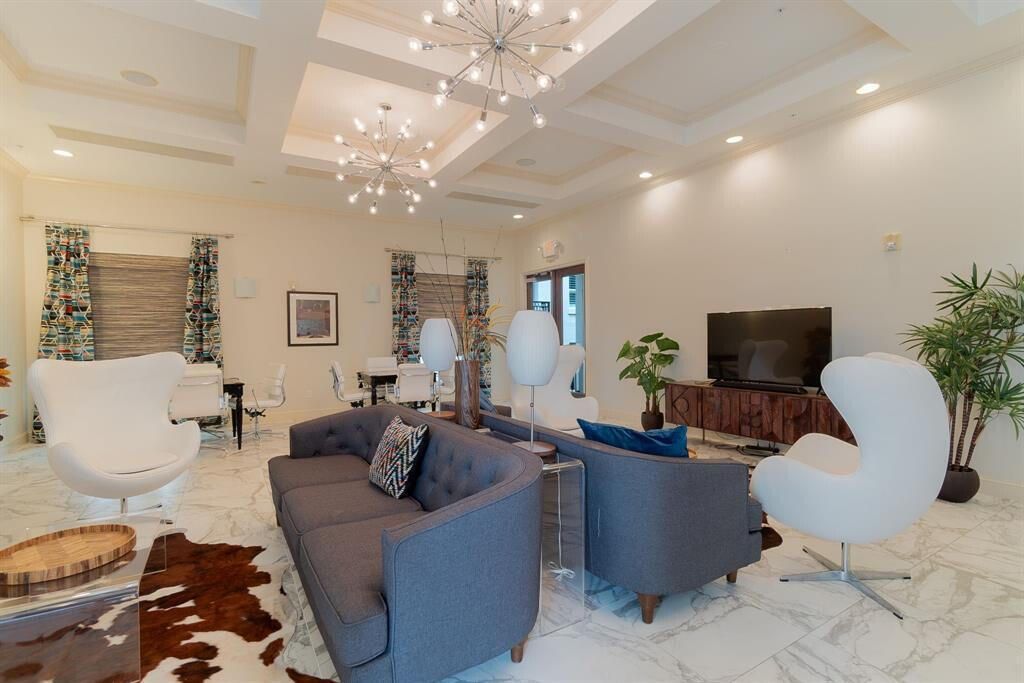 600 S Dixie Highway, Unit 519, West Palm Beach, FL 33401 Photo