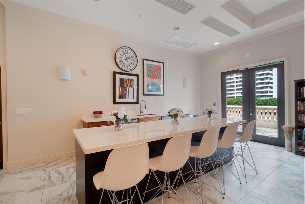 600 S Dixie Highway, Unit 519, West Palm Beach, FL 33401 Photo