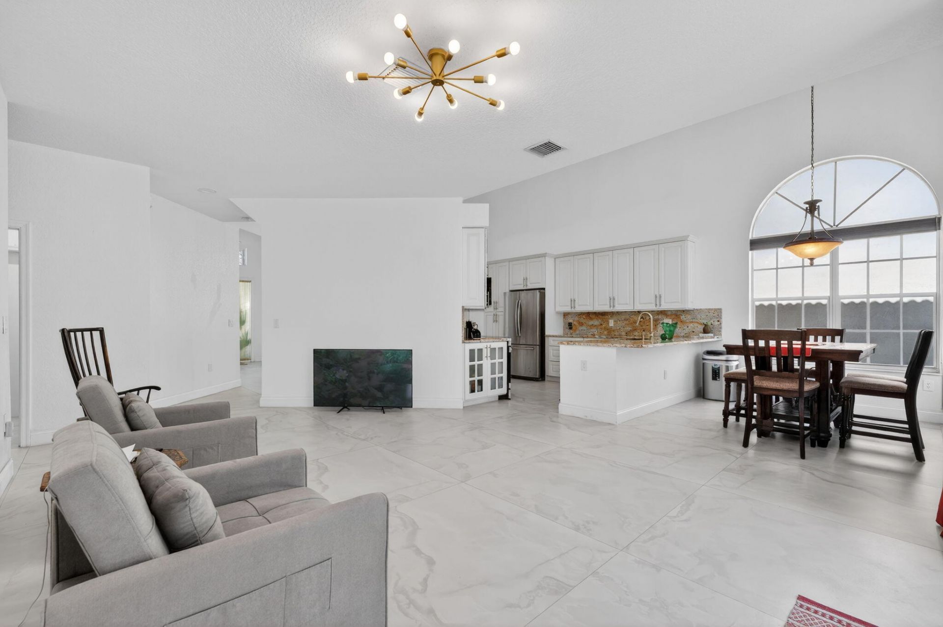 1055 NW 117th Avenue, Coral Springs, FL 33071 Photo