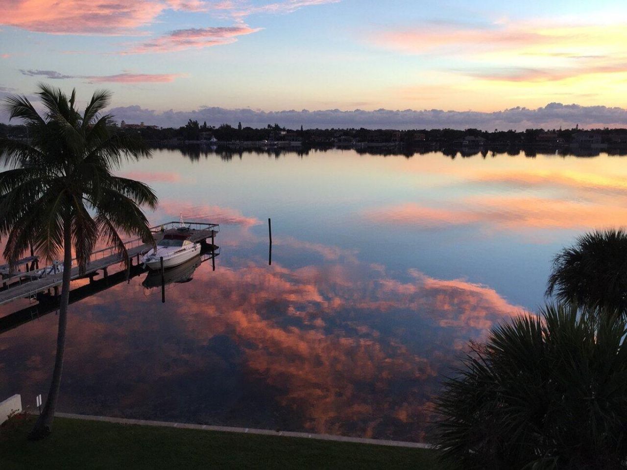 1202 S Lake Drive, Unit 502, Lantana, FL 33462 Photo