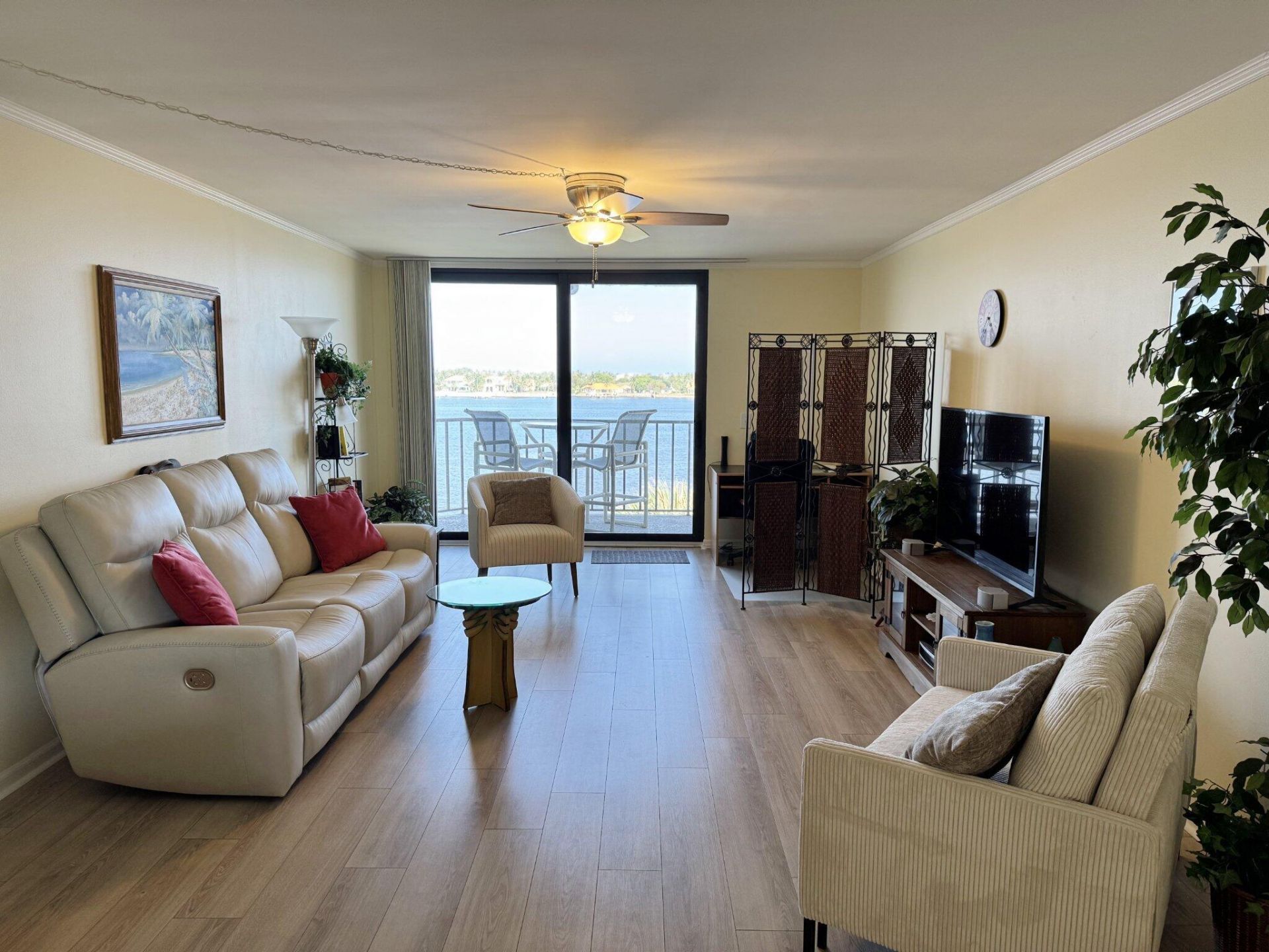 1202 S Lake Drive, Unit 502, Lantana, FL 33462 Photo
