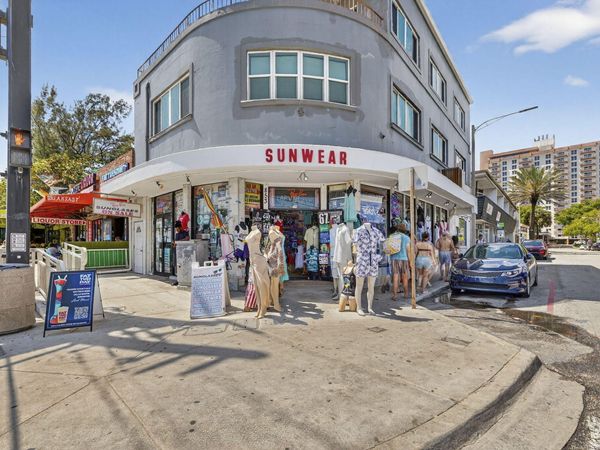 853 N Fort Lauderdale Beach Boulevard, Fort Lauderdale, FL 33394