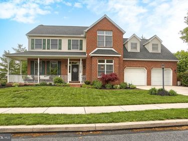 328 E MEADOW DRIVE, MECHANICSBURG, PA 17055
