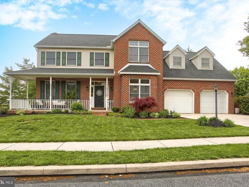 328 E Meadow Drive, Mechanicsburg, PA 17055 Main Photo