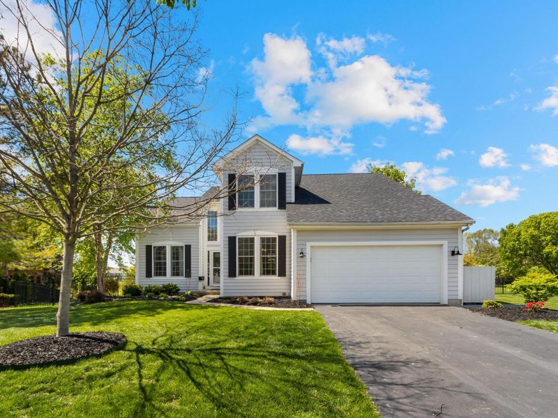 6082 Manshire Court, Galloway, OH 43119 Photo 2
