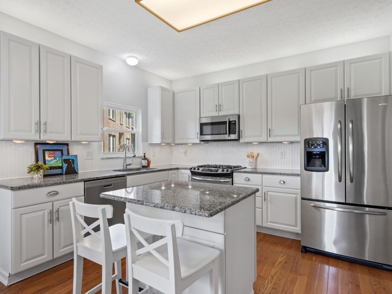 6082 Manshire Court, Galloway, OH 43119 Photo 7