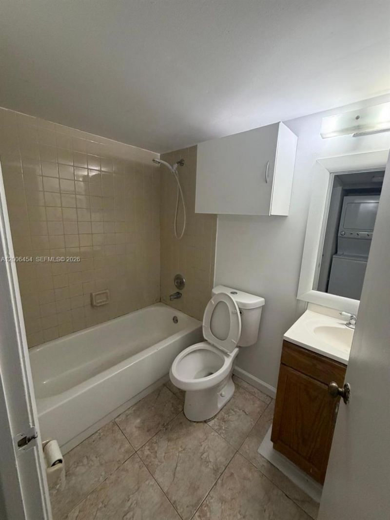 20825 NE 8th Ct , Unit 103-19, Miami, FL 33179 Photo