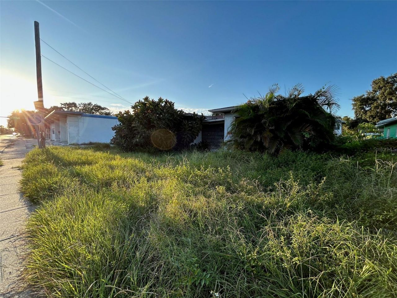 877 22nd Avenue S, Saint Petersburg, FL 33705 Photo