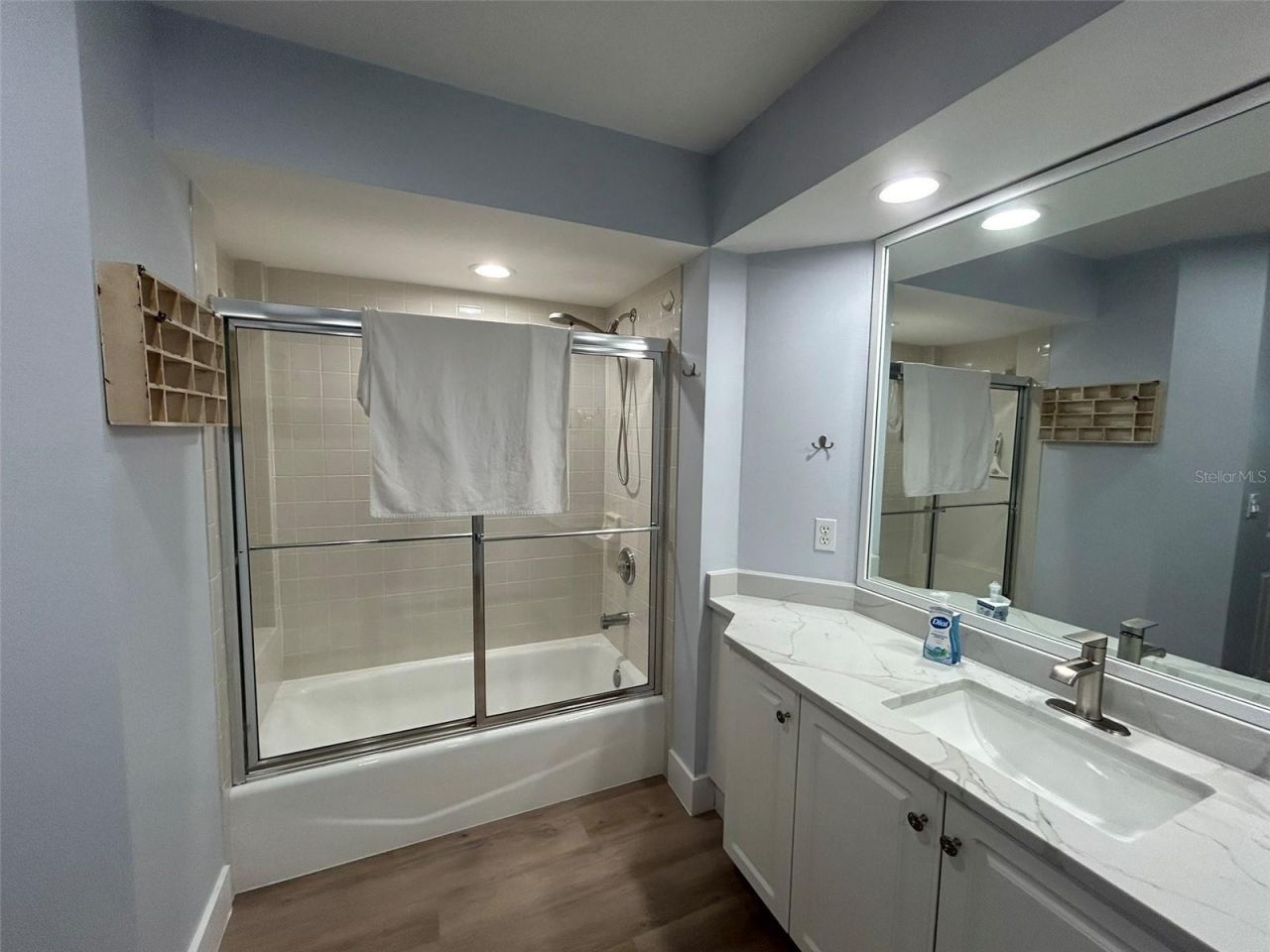 3702 54th Drive W, Unit 204, Bradenton, FL 34210 Photo