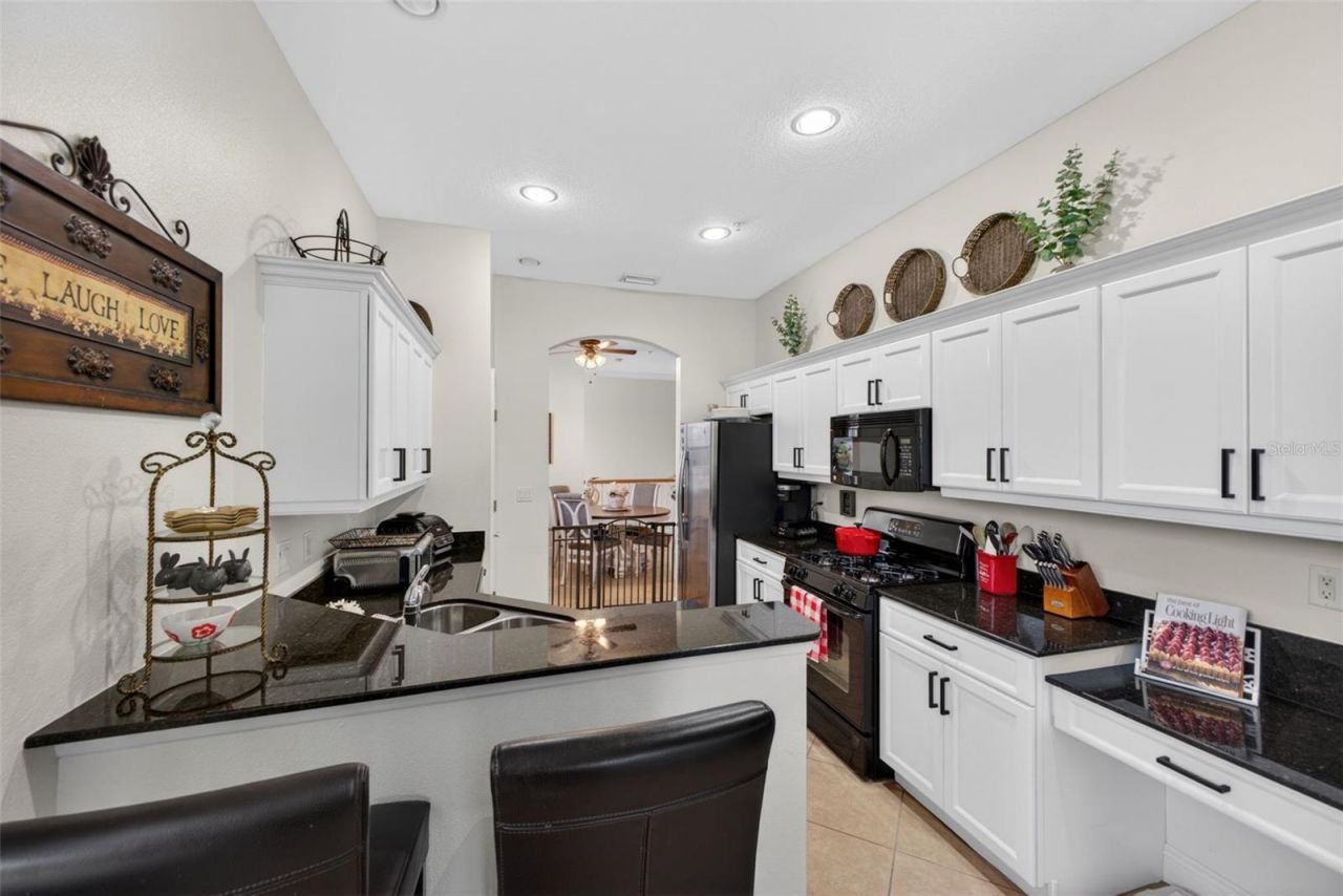 8229 Miramar Way, Unit 204, Lakewood Ranch, FL 34202 Photo