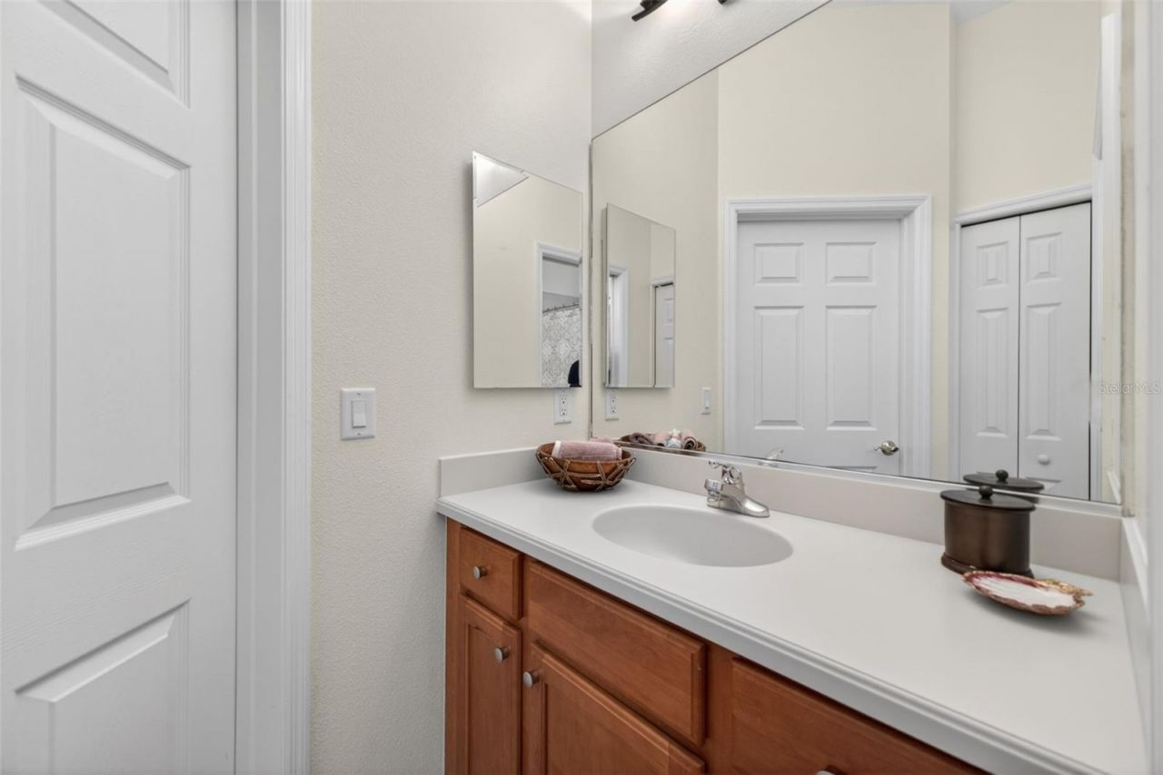 8229 Miramar Way, Unit 204, Lakewood Ranch, FL 34202 Photo