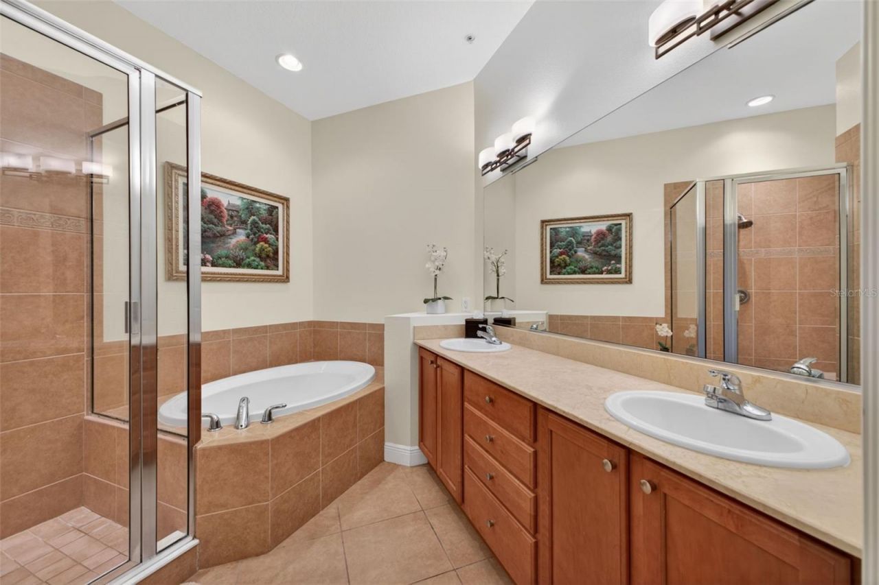 8229 Miramar Way, Unit 204, Lakewood Ranch, FL 34202 Photo