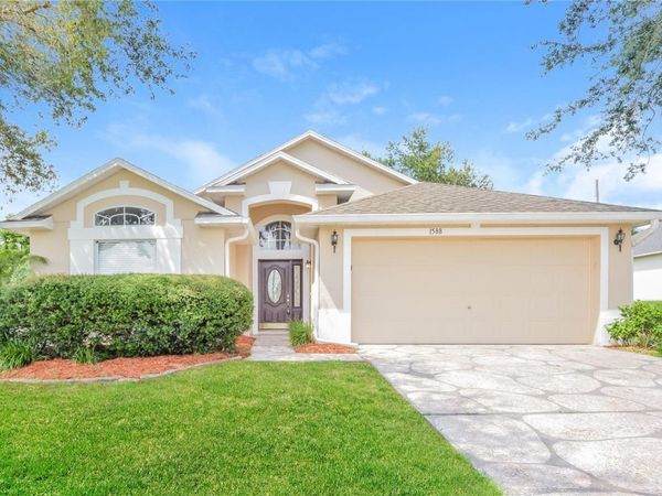 1588 SILHOUETTE DRIVE , CLERMONT, FL 34711