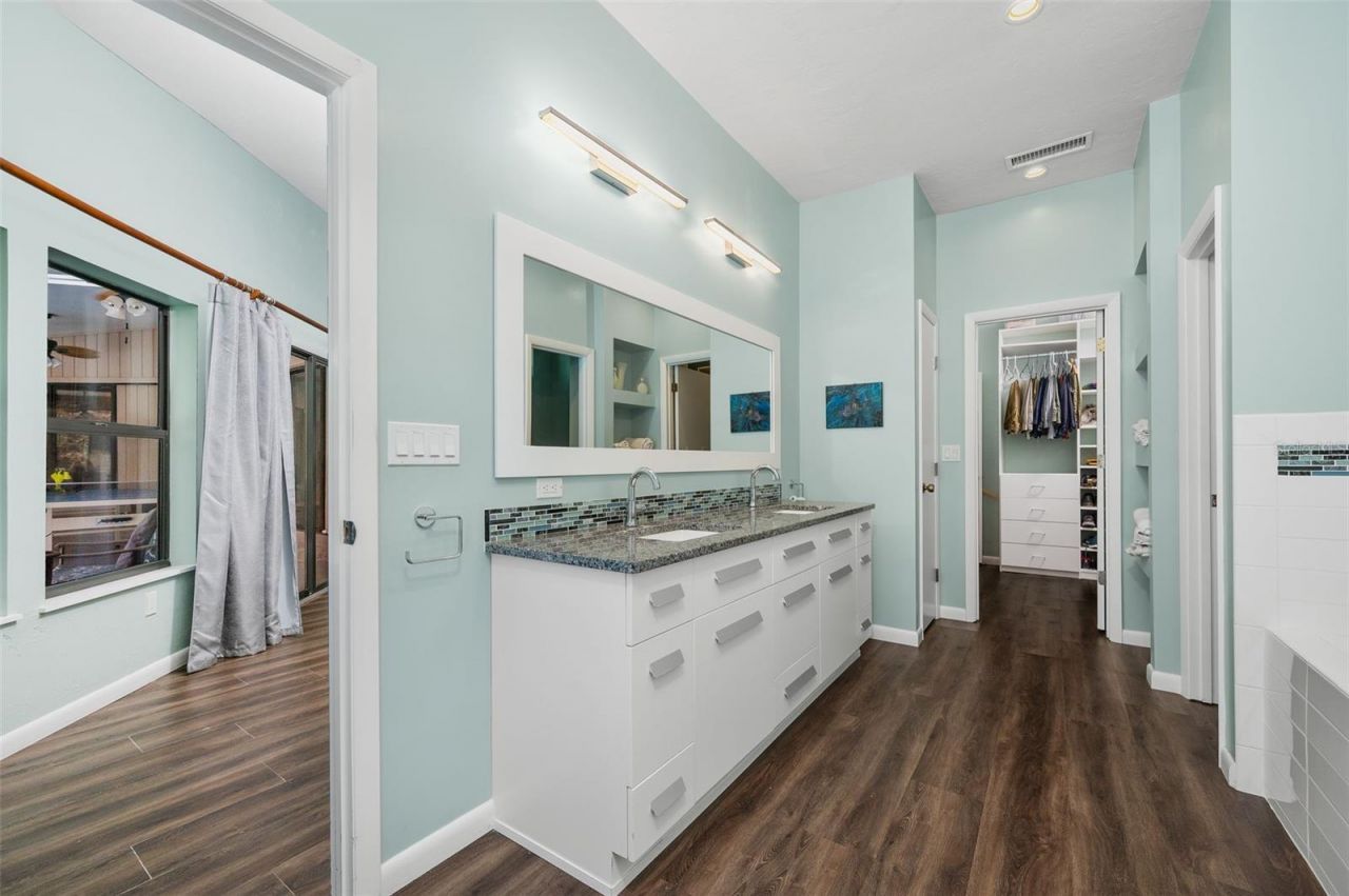 9923 SW 2nd Place , Gainesville, FL 32607 Photo