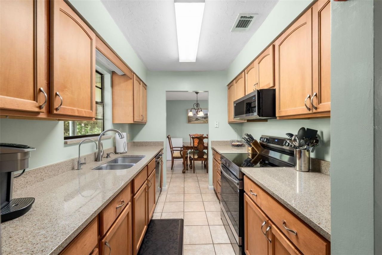 6502 NW 27th Terrace , Gainesville, FL 32653 Photo