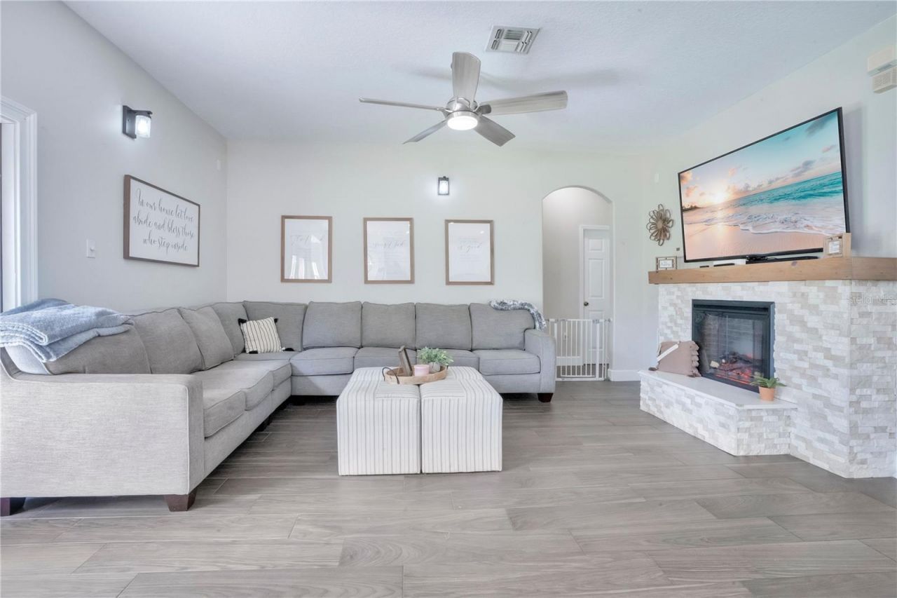 1143 Willow Branch Drive, Orlando, FL 32828 Photo