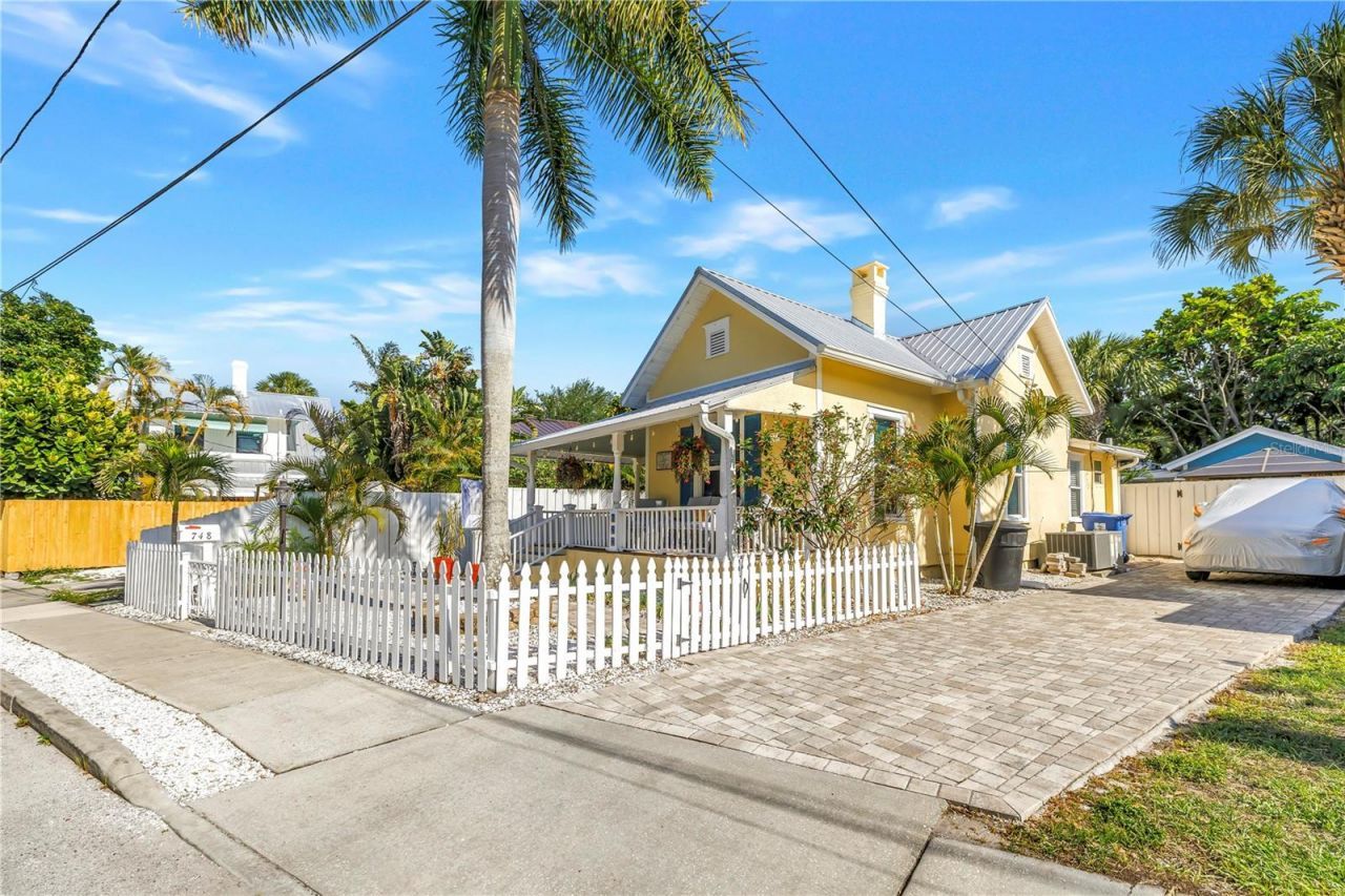 748 11th Avenue N, Saint Petersburg, FL 33701 Photo