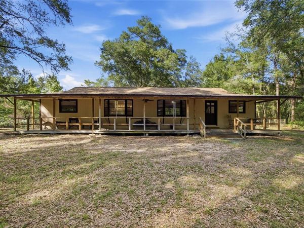 15700 DOE TRAIL , BROOKSVILLE, FL 34601