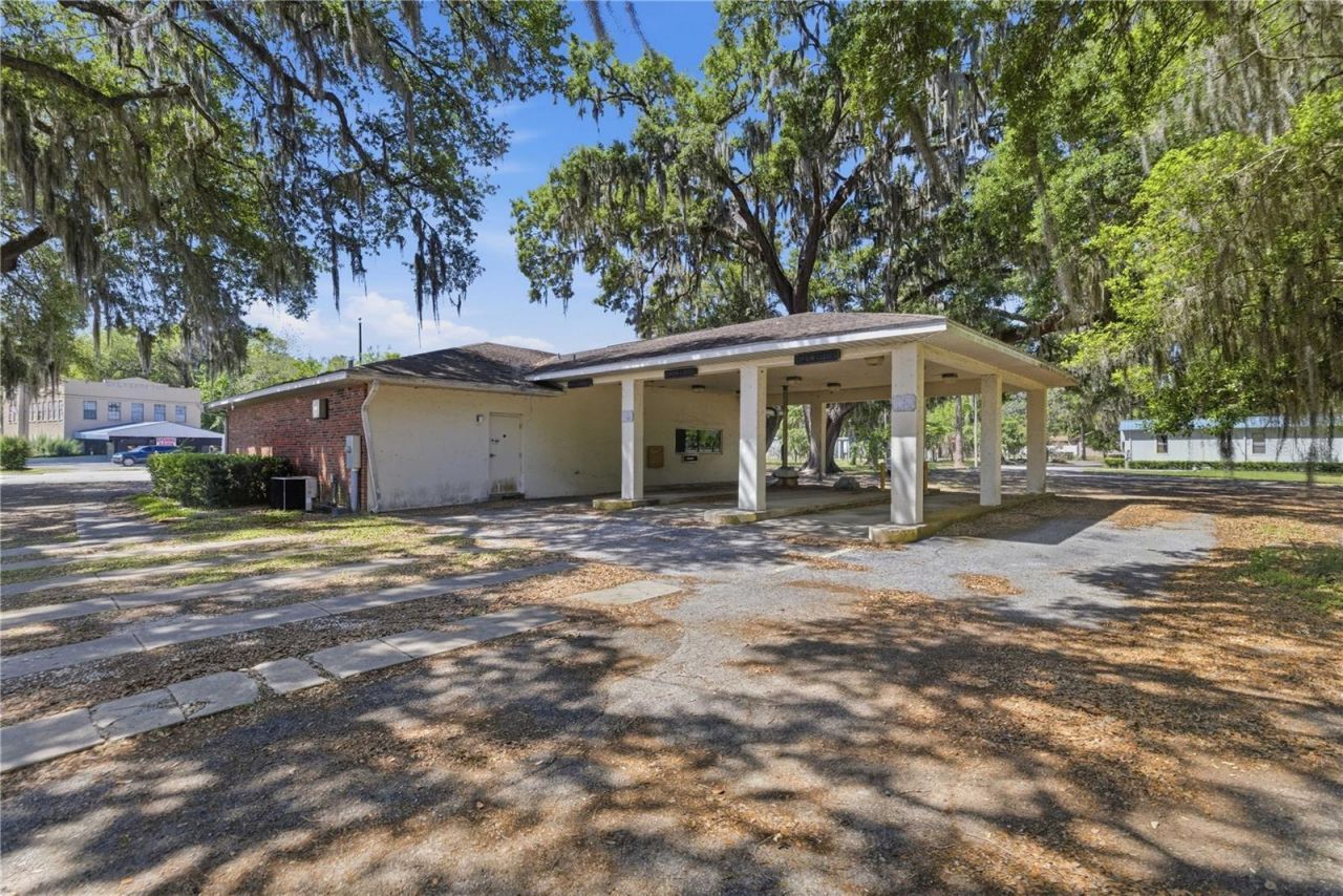 12300 SE 135th Avenue , Ocklawaha, FL 32179 Photo