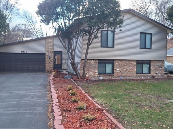 8106 Groveland Road , New Brighton, MN 55112