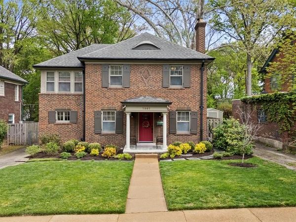 7567 Stanford Avenue, St Louis, MO 63130