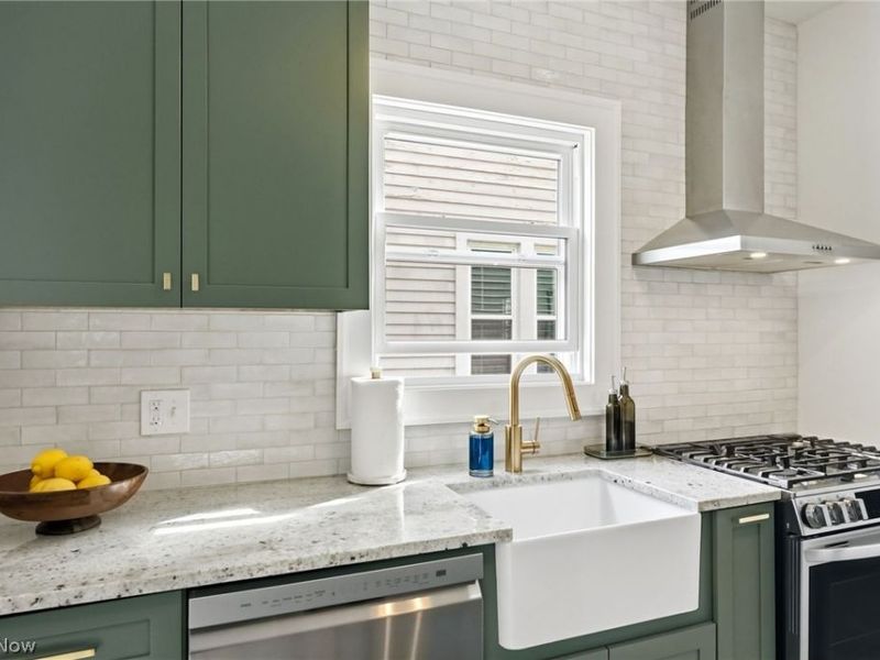 1215 Ethel Avenue , Lakewood, OH 44107 Photo 18