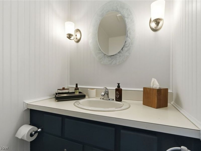 1215 Ethel Avenue , Lakewood, OH 44107 Photo 23