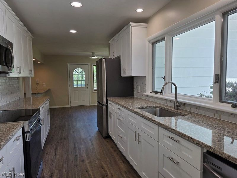 7156 Walton Road , Walton Hills, OH 44146 Photo 3